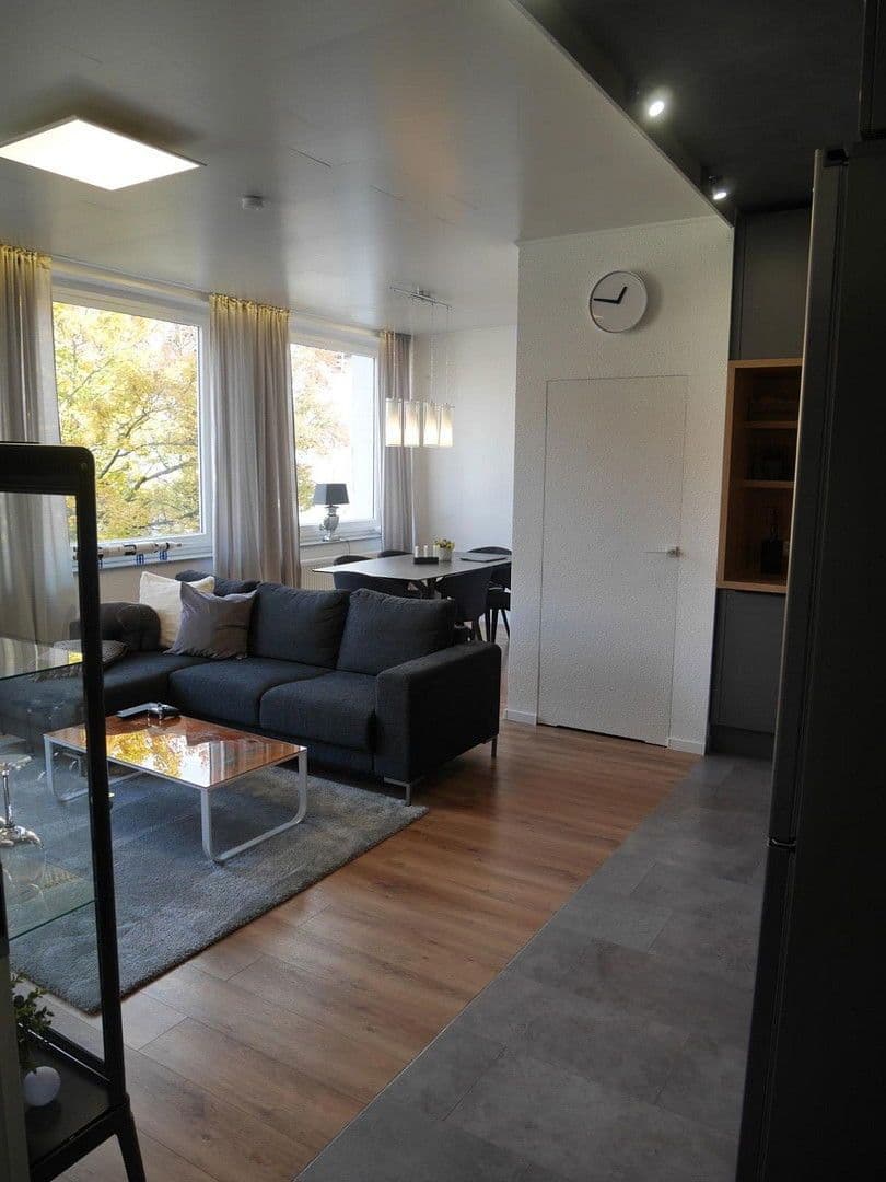 Prodej bytu 2+1 60 m², Untere Grabenstraße 12, Weilheim an der Teck, Bádensko-Württembersko Prodej bytu 2+1 60 m², Untere Grabenstraße 12, Weilheim an der Teck, Bádensko-Württembersko