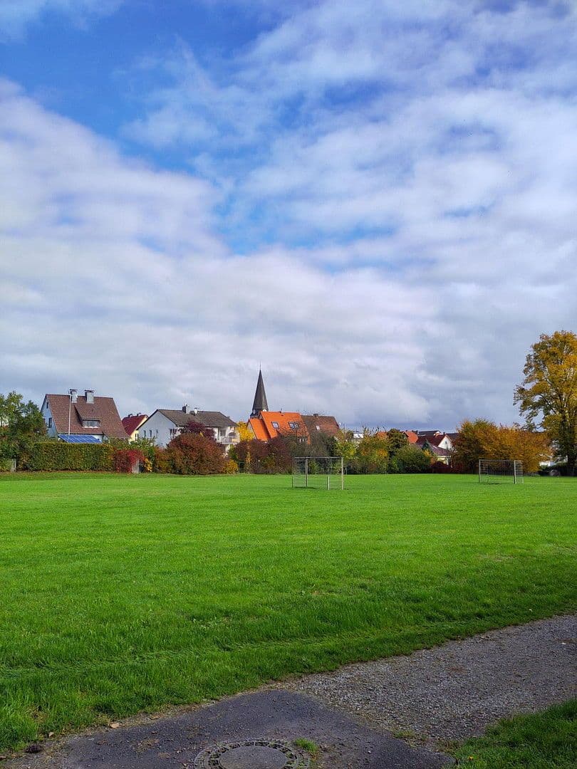 Prodej domu 222 m², pozemek 637 m², Ahnatalstraße 58, Kassel, Hessen Prodej domu 222 m², pozemek 637 m², Ahnatalstraße 58, Kassel, Hessen