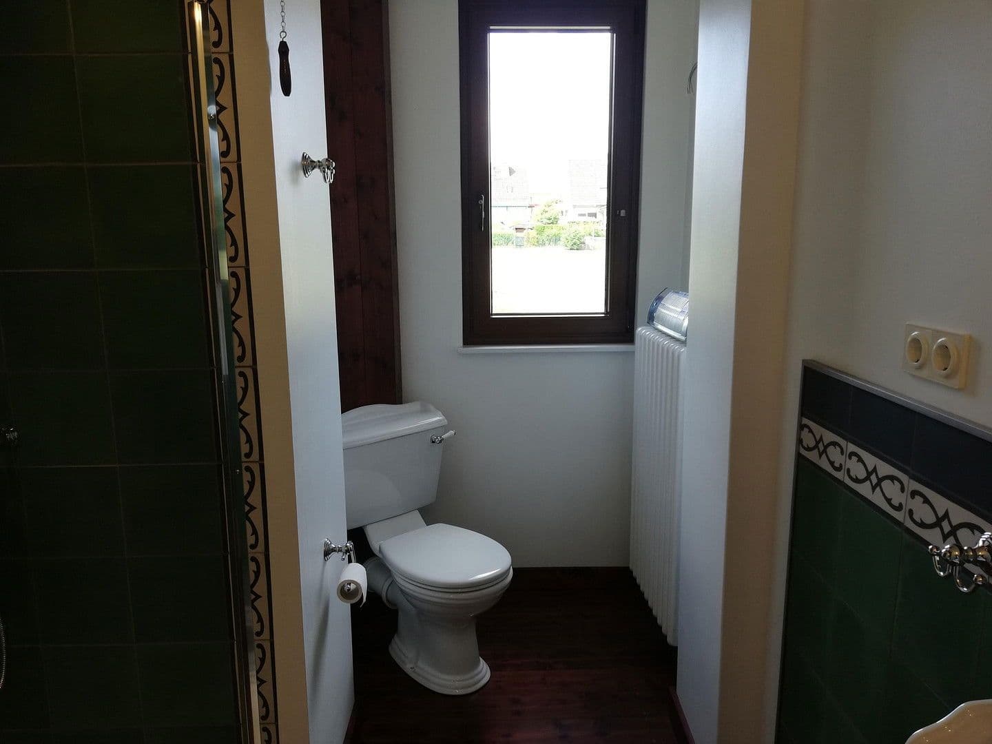 Prodej domu 222 m², pozemek 637 m², Ahnatalstraße 58, Kassel, Hessen Prodej domu 222 m², pozemek 637 m², Ahnatalstraße 58, Kassel, Hessen