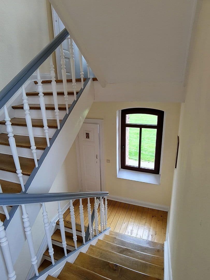 Prodej domu 222 m², pozemek 637 m², Ahnatalstraße 58, Kassel, Hessen Prodej domu 222 m², pozemek 637 m², Ahnatalstraße 58, Kassel, Hessen