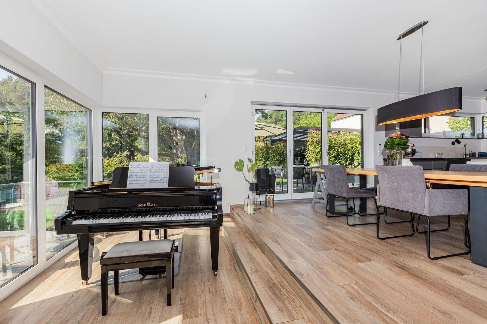 Prodej domu 182 m², pozemek 912 m², Kelkheim (Taunus), Hessen Prodej domu 182 m², pozemek 912 m², Kelkheim (Taunus), Hessen