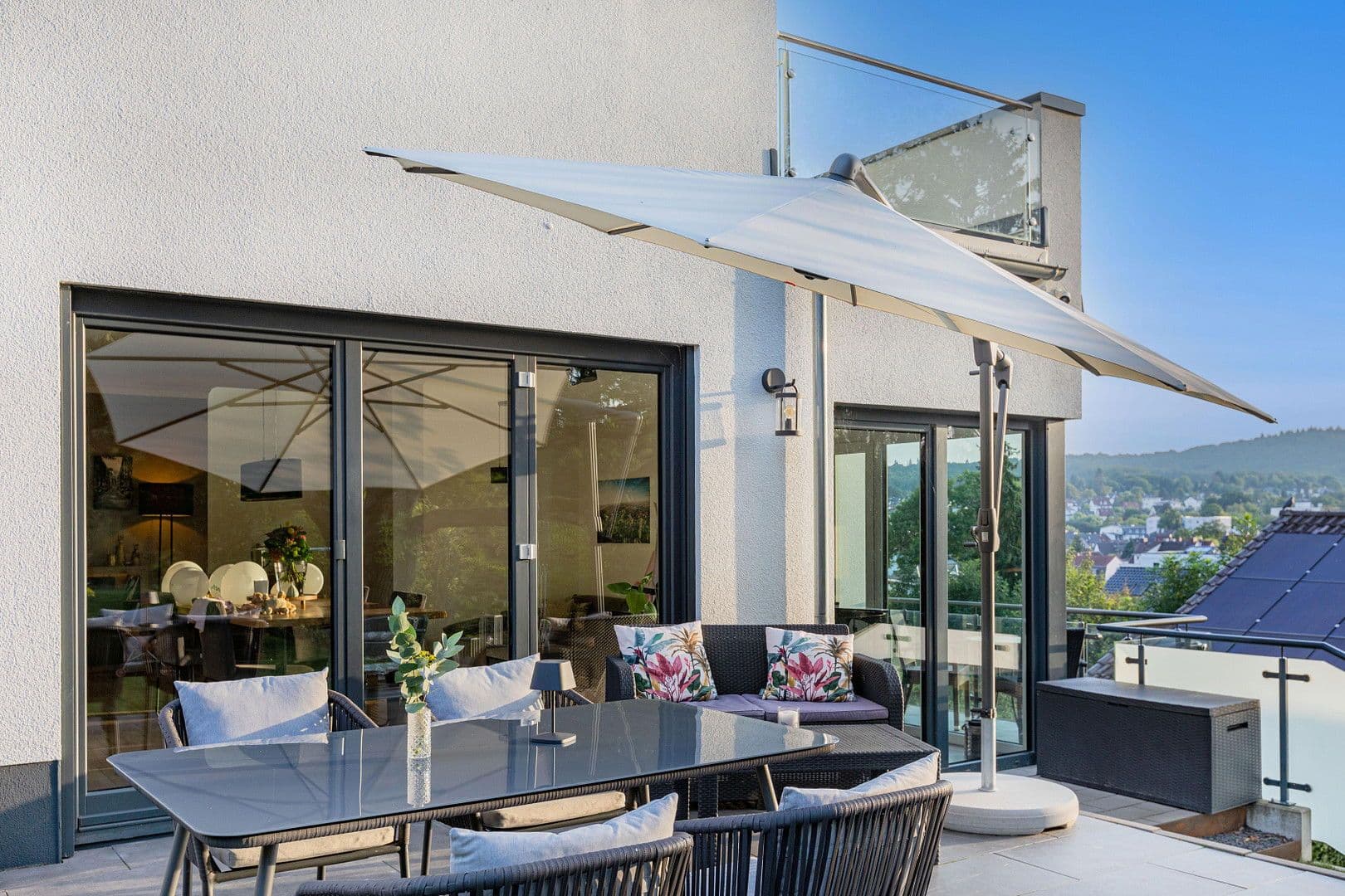 Prodej domu 182 m², pozemek 912 m², Kelkheim (Taunus), Hessen Prodej domu 182 m², pozemek 912 m², Kelkheim (Taunus), Hessen