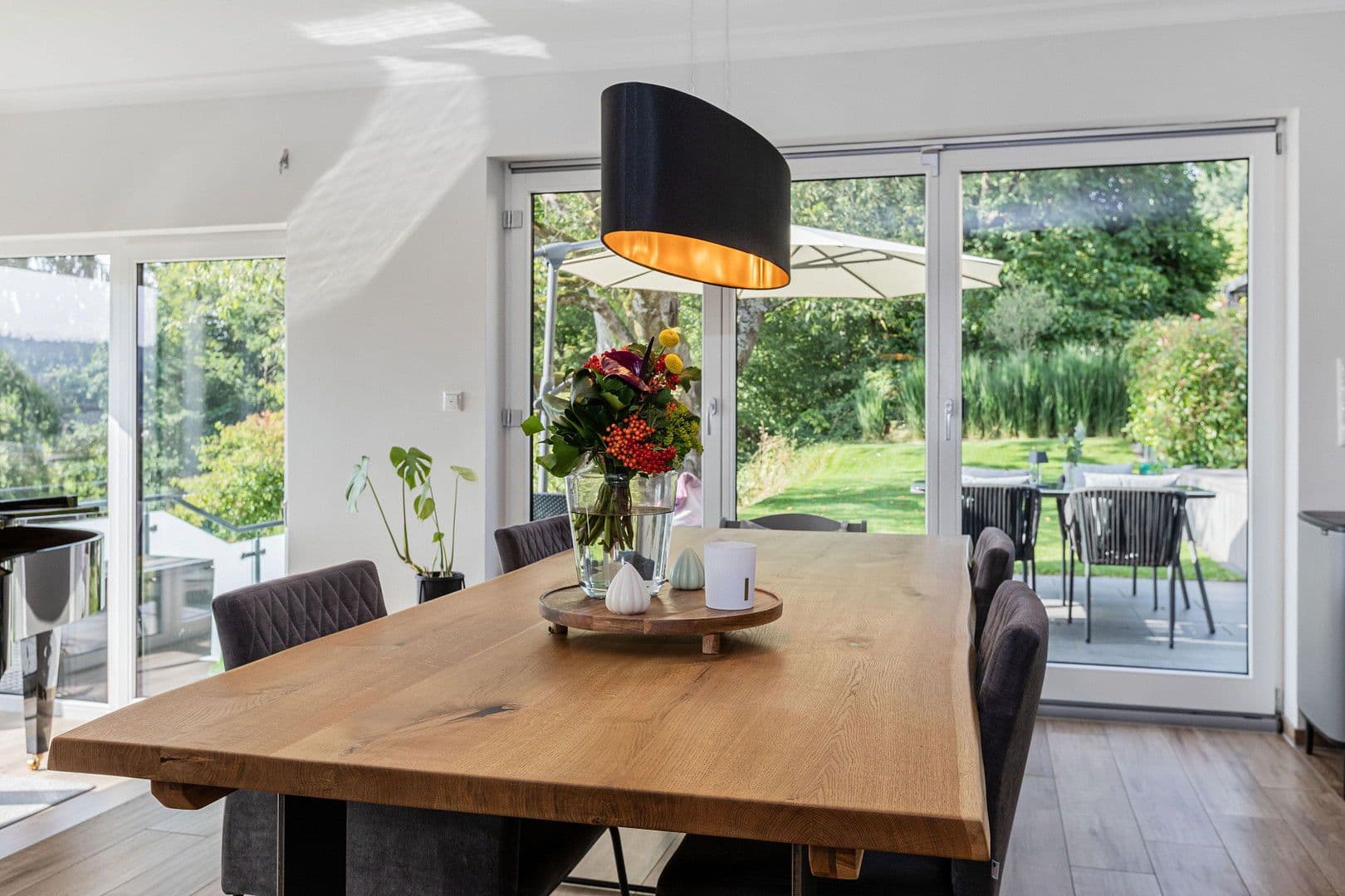 Prodej domu 182 m², pozemek 912 m², Kelkheim (Taunus), Hessen Prodej domu 182 m², pozemek 912 m², Kelkheim (Taunus), Hessen