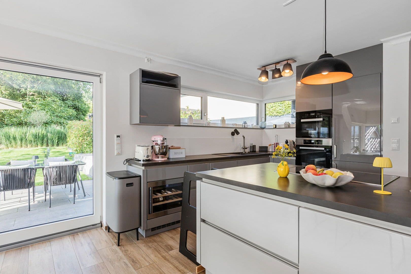 Prodej domu 182 m², pozemek 912 m², Kelkheim (Taunus), Hessen Prodej domu 182 m², pozemek 912 m², Kelkheim (Taunus), Hessen