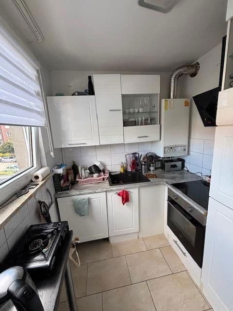 Pronájem bytu 3+1 55 m², Buerschestr. 77, Gladbeck, Severní Porýní-Vestfálsko Pronájem bytu 3+1 55 m², Buerschestr. 77, Gladbeck, Severní Porýní-Vestfálsko