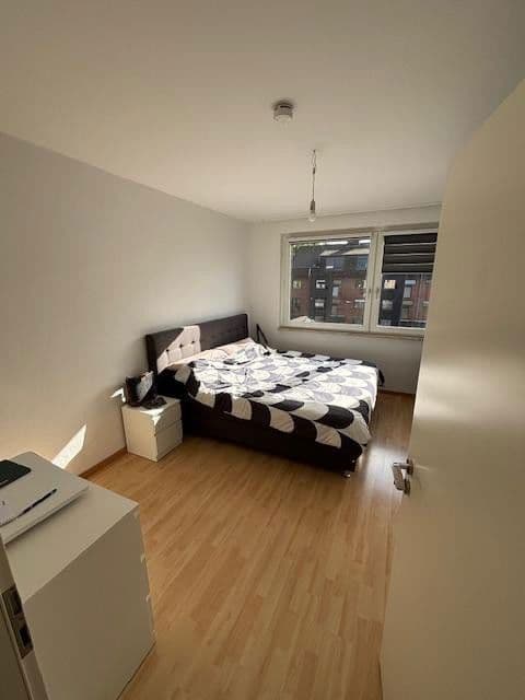 Pronájem bytu 3+1 55 m², Buerschestr. 77, Gladbeck, Severní Porýní-Vestfálsko Pronájem bytu 3+1 55 m², Buerschestr. 77, Gladbeck, Severní Porýní-Vestfálsko