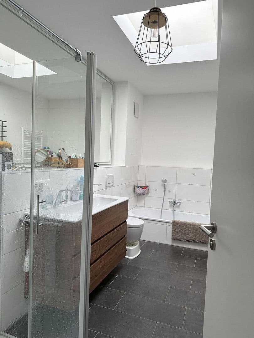 Pronájem bytu 4+kk 145 m², Neu-Isenburg, Hessen Pronájem bytu 4+kk 145 m², Neu-Isenburg, Hessen