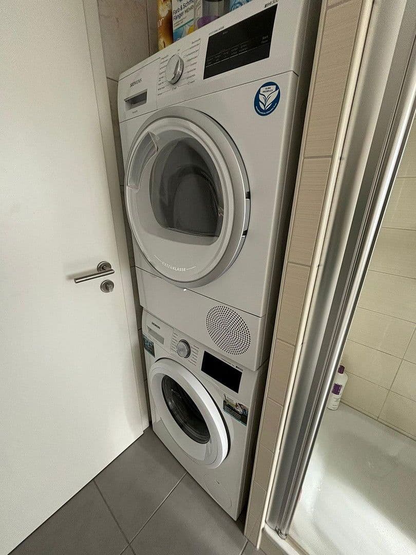 Pronájem bytu 2+1 59 m², Köln, Severní Porýní-Vestfálsko Pronájem bytu 2+1 59 m², Köln, Severní Porýní-Vestfálsko