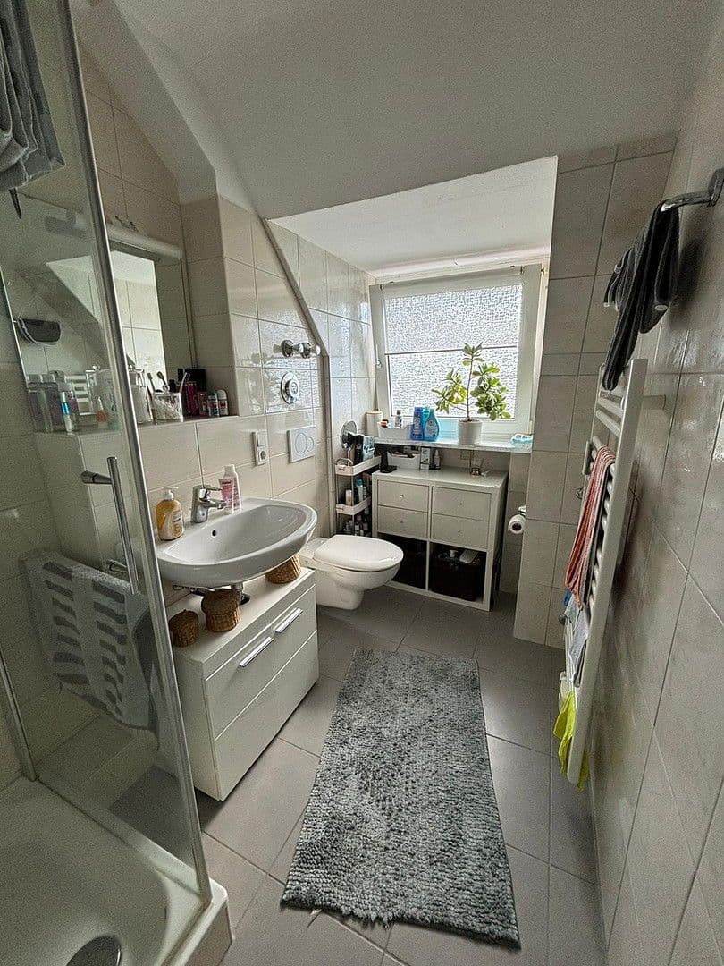 Pronájem bytu 2+1 59 m², Köln, Severní Porýní-Vestfálsko Pronájem bytu 2+1 59 m², Köln, Severní Porýní-Vestfálsko