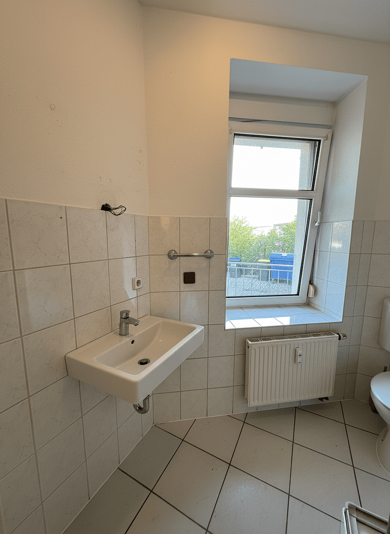 Pronájem bytu 2+1 41 m², Friedrich Engels Straße 2, Schkeuditz, Sasko Pronájem bytu 2+1 41 m², Friedrich Engels Straße 2, Schkeuditz, Sasko
