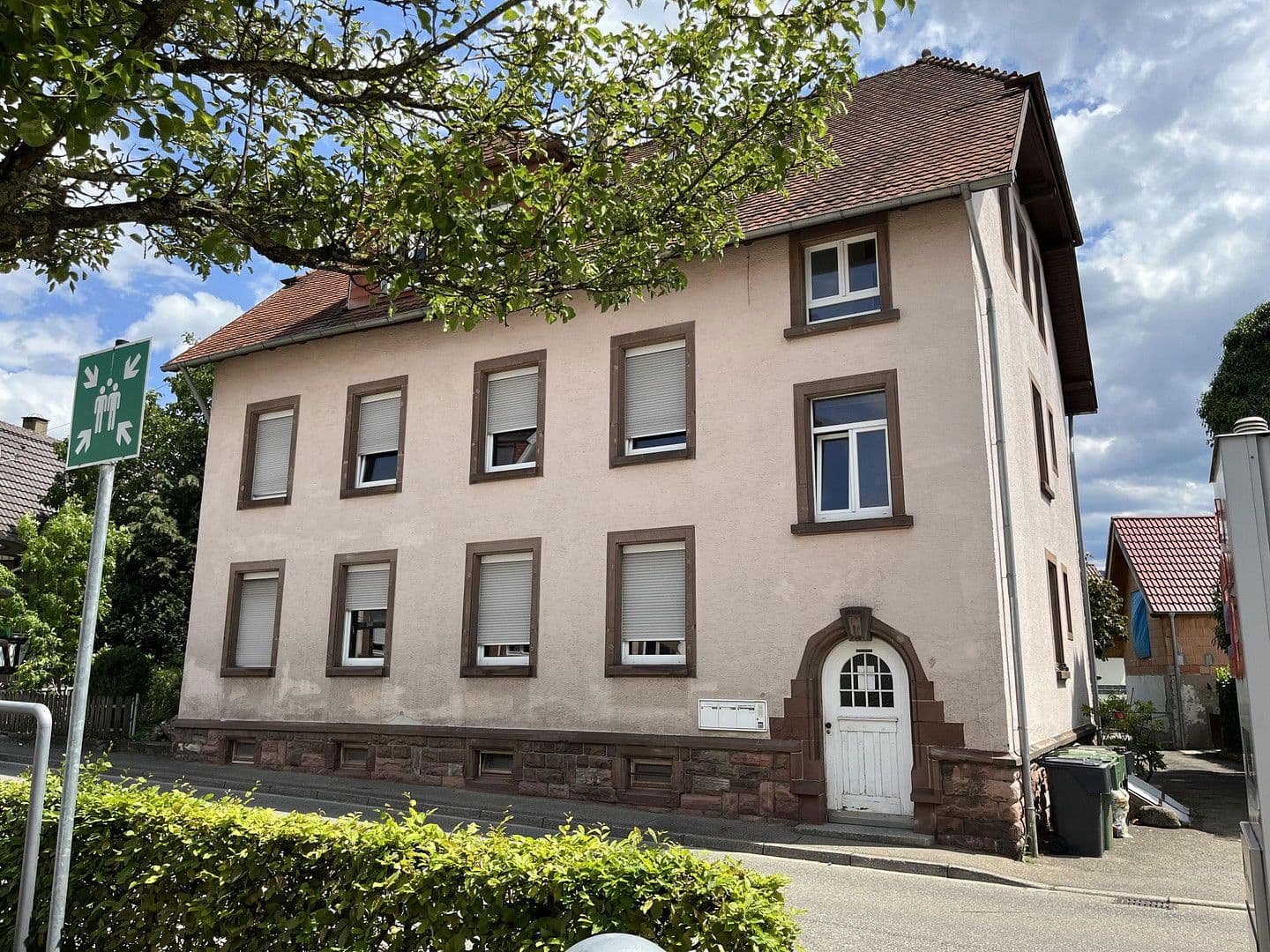 Pronájem bytu 4+1 120 m², Renchen, Bádensko-Württembersko Pronájem bytu 4+1 120 m², Renchen, Bádensko-Württembersko
