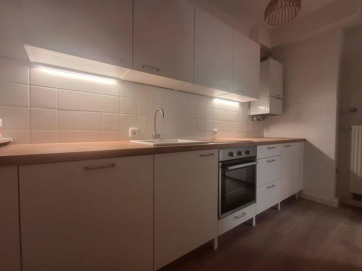 Pronájem bytu  15 m², Rollnerstraße 40, Nürnberg, Bavorsko Pronájem bytu  15 m², Rollnerstraße 40, Nürnberg, Bavorsko