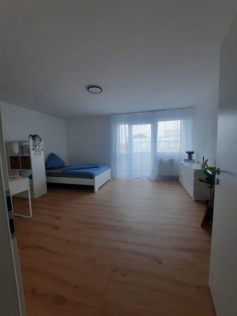 Pronájem bytu  15 m², Rollnerstraße 40, Nürnberg, Bavorsko Pronájem bytu  15 m², Rollnerstraße 40, Nürnberg, Bavorsko