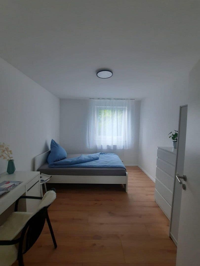 Pronájem bytu  15 m², Rollnerstraße 40, Nürnberg, Bavorsko Pronájem bytu  15 m², Rollnerstraße 40, Nürnberg, Bavorsko