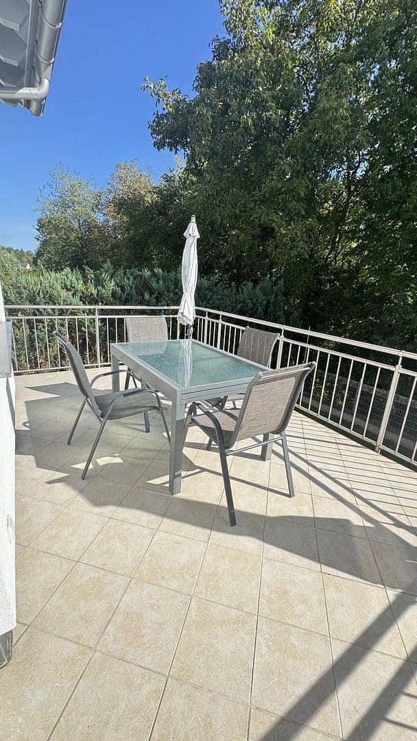 Prodej domu 186 m², pozemek 267 m², Vaihingen an der Enz, Bádensko-Württembersko Prodej domu 186 m², pozemek 267 m², Vaihingen an der Enz, Bádensko-Württembersko