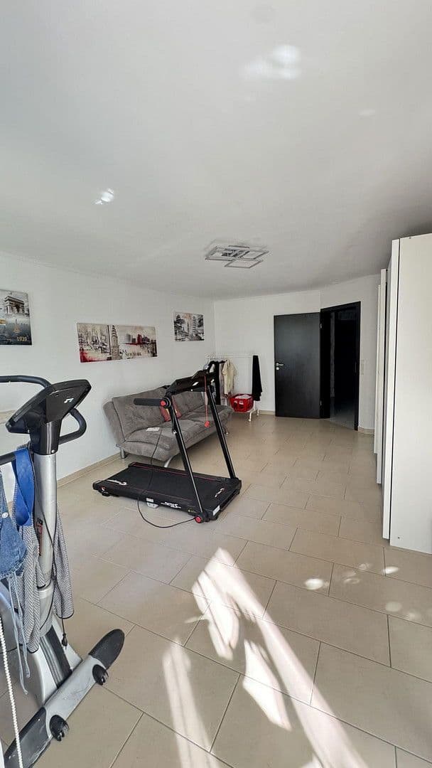 Prodej domu 186 m², pozemek 267 m², Vaihingen an der Enz, Bádensko-Württembersko Prodej domu 186 m², pozemek 267 m², Vaihingen an der Enz, Bádensko-Württembersko