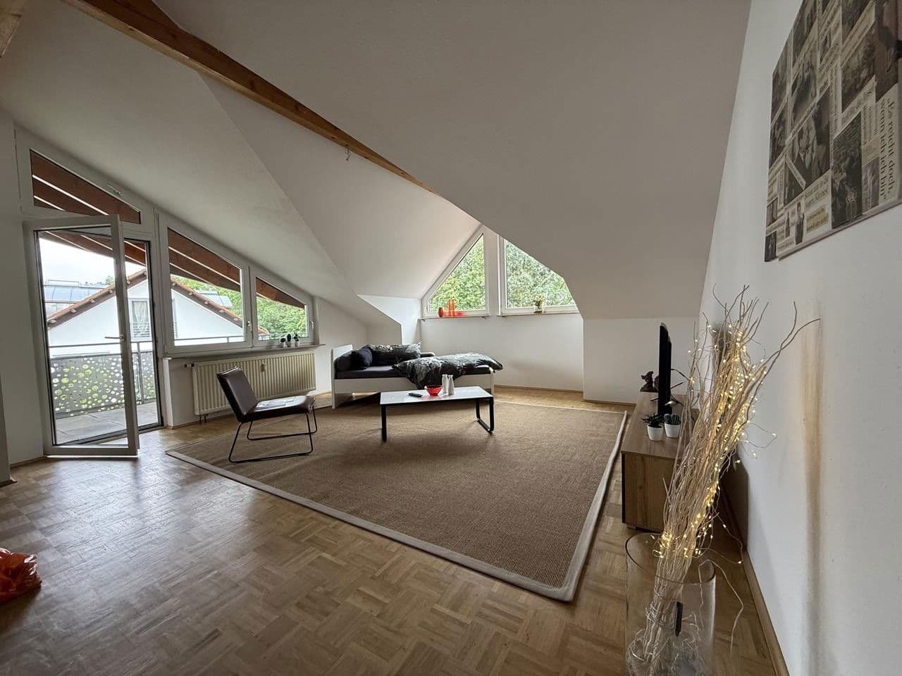 Pronájem bytu 2+1 60 m², Adlerstraße 13, Herrenberg, Bádensko-Württembersko Pronájem bytu 2+1 60 m², Adlerstraße 13, Herrenberg, Bádensko-Württembersko