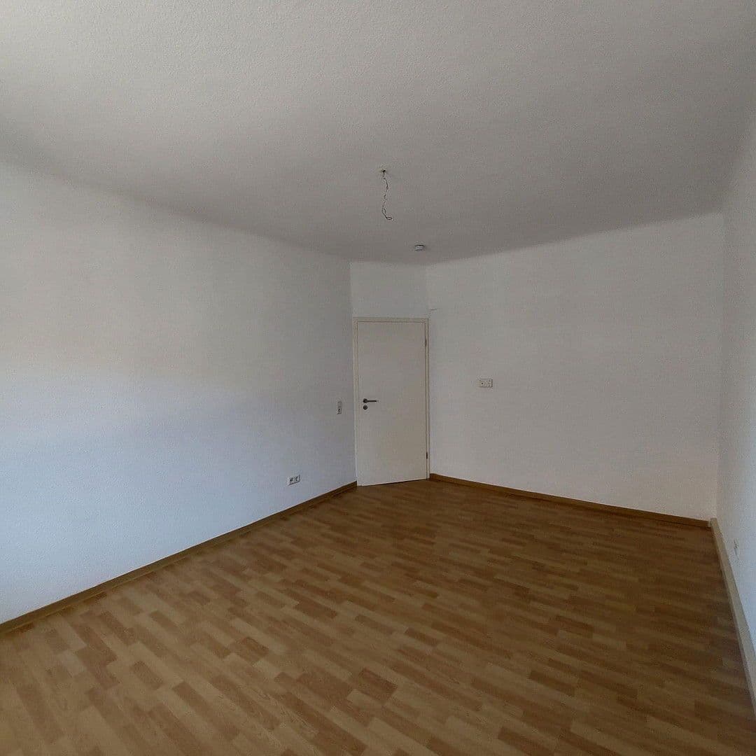 Pronájem bytu 3+1 62 m², Bergstraße 20-22, Pirmasens, Porýní-Falc Pronájem bytu 3+1 62 m², Bergstraße 20-22, Pirmasens, Porýní-Falc
