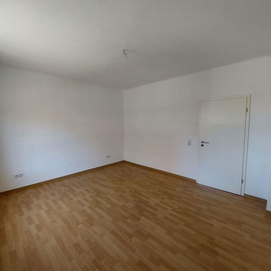 Pronájem bytu 3+1 62 m², Bergstraße 20-22, Pirmasens, Porýní-Falc Pronájem bytu 3+1 62 m², Bergstraße 20-22, Pirmasens, Porýní-Falc