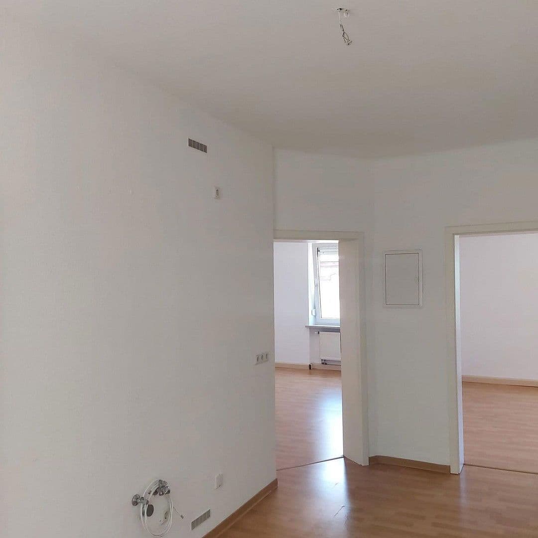 Pronájem bytu 3+1 62 m², Bergstraße 20-22, Pirmasens, Porýní-Falc Pronájem bytu 3+1 62 m², Bergstraße 20-22, Pirmasens, Porýní-Falc