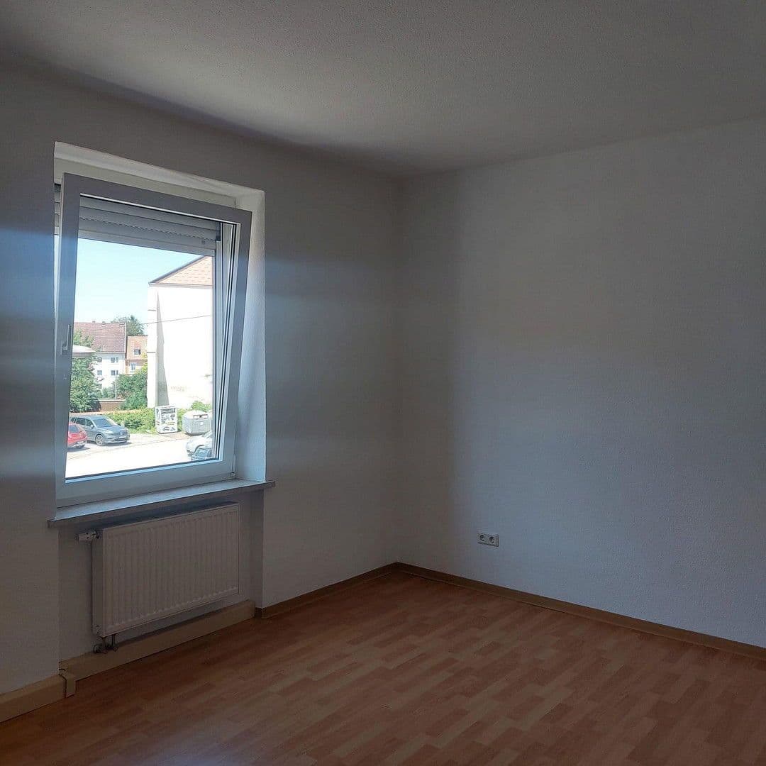 Pronájem bytu 3+1 62 m², Bergstraße 20-22, Pirmasens, Porýní-Falc Pronájem bytu 3+1 62 m², Bergstraße 20-22, Pirmasens, Porýní-Falc