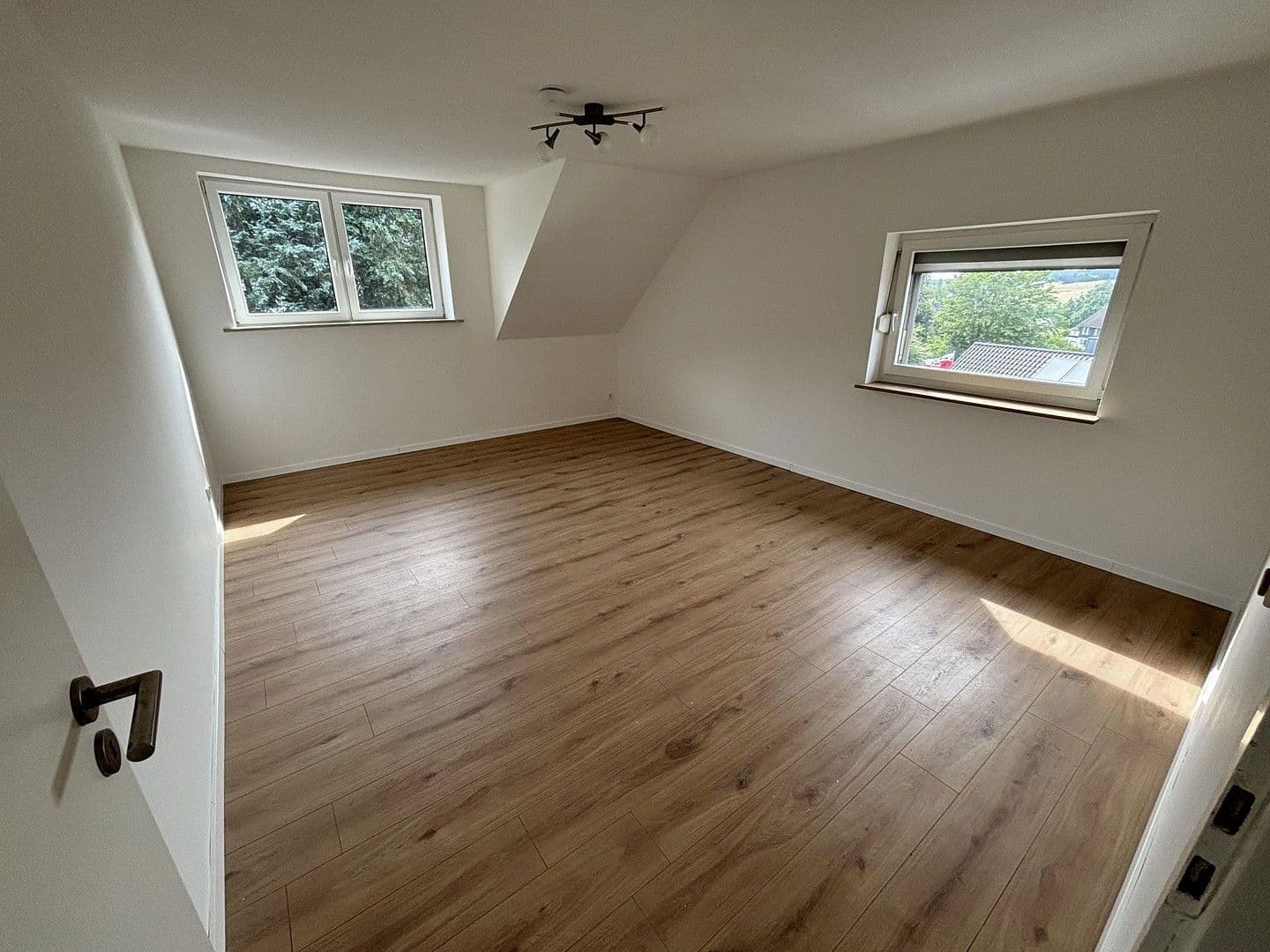 Pronájem bytu 3+1 73 m², Am Kucksberg 2, Waldbröl, Severní Porýní-Vestfálsko Pronájem bytu 3+1 73 m², Am Kucksberg 2, Waldbröl, Severní Porýní-Vestfálsko