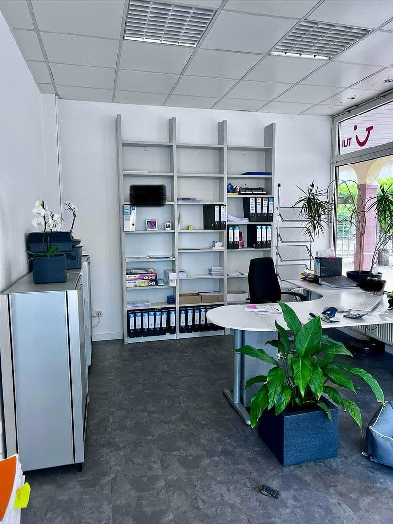 Pronájem kanceláře 63 m², Bobenheim am Berg, Porýní-Falc Pronájem kanceláře 63 m², Bobenheim am Berg, Porýní-Falc