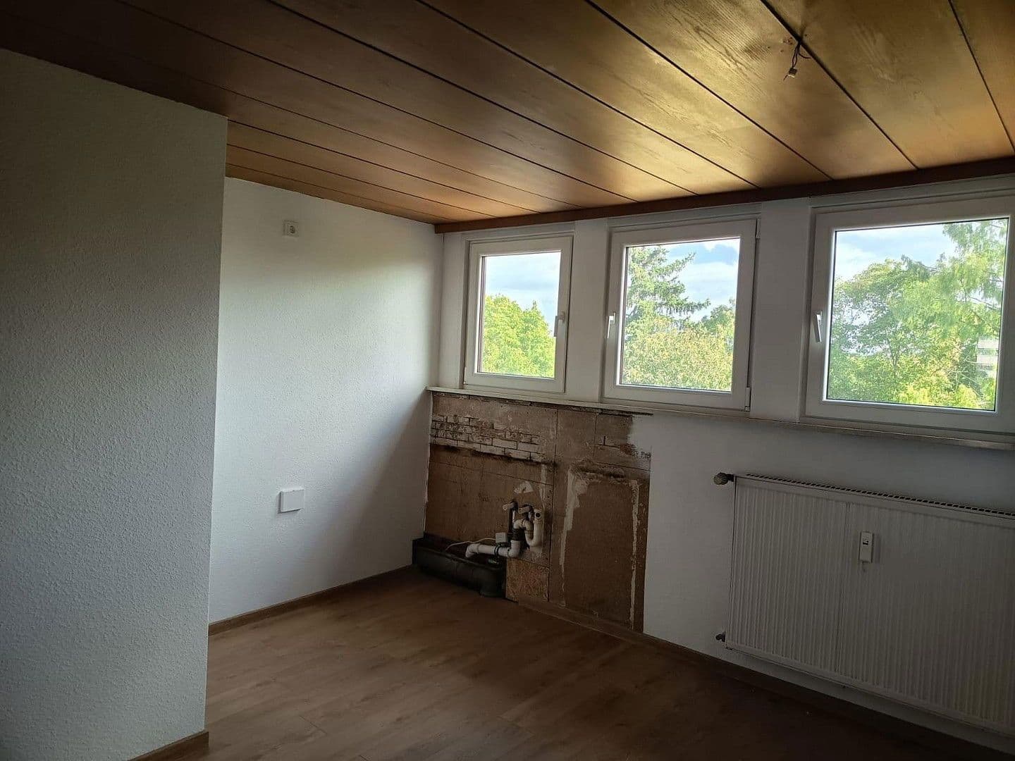Pronájem bytu 2+1 75 m², Saarlouis, Země Sársko Pronájem bytu 2+1 75 m², Saarlouis, Země Sársko