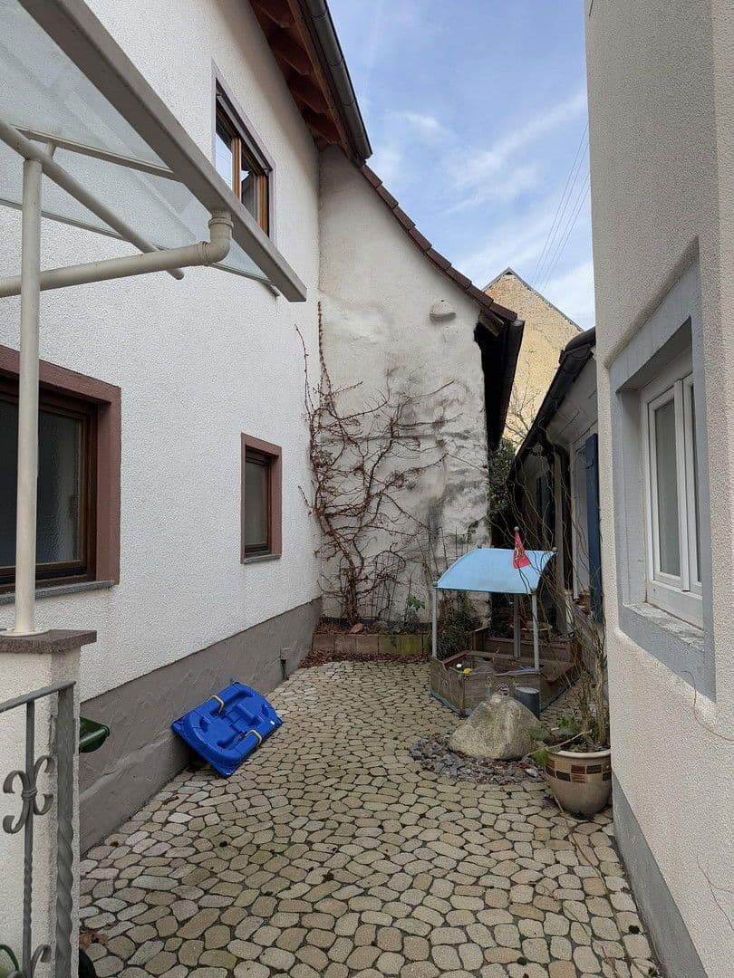 Prodej domu 260 m², pozemek 232 m², Klostergasse 1a, Sulzburg, Bádensko-Württembersko Prodej domu 260 m², pozemek 232 m², Klostergasse 1a, Sulzburg, Bádensko-Württembersko