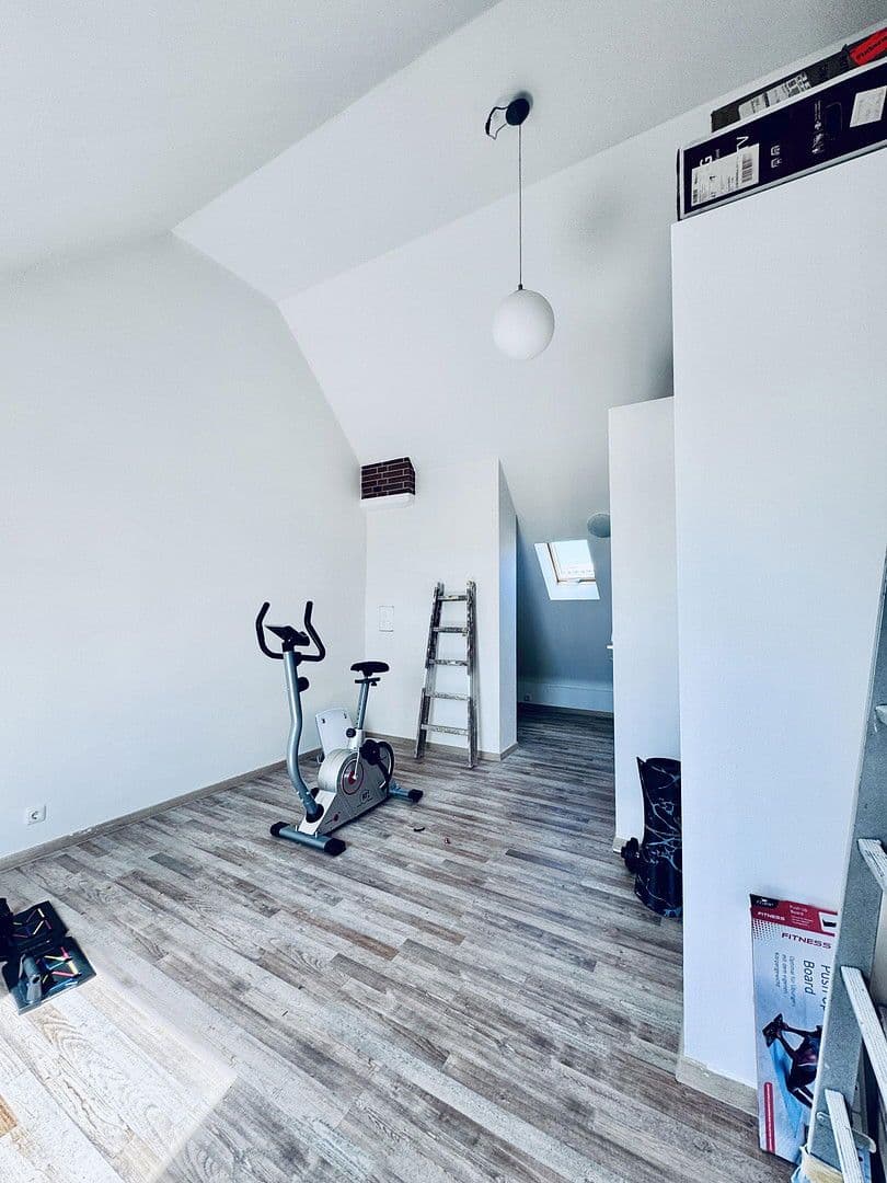 Pronájem bytu 4+1 92 m², Finkenschlag 37a, Fürth, Bavorsko Pronájem bytu 4+1 92 m², Finkenschlag 37a, Fürth, Bavorsko