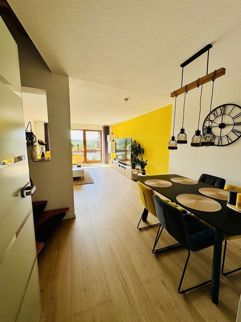 Pronájem bytu 4+1 92 m², Finkenschlag 37a, Fürth, Bavorsko Pronájem bytu 4+1 92 m², Finkenschlag 37a, Fürth, Bavorsko