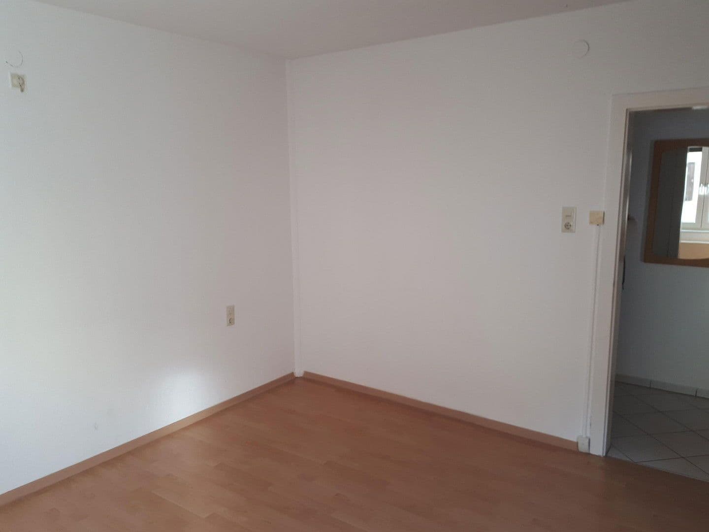 Pronájem bytu 3+1 63 m², Oberndorf am Neckar, Bádensko-Württembersko Pronájem bytu 3+1 63 m², Oberndorf am Neckar, Bádensko-Württembersko