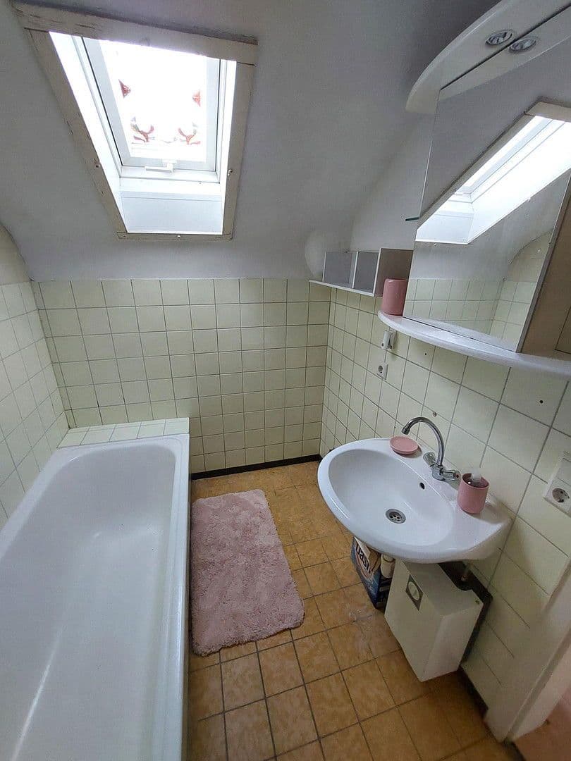 Prodej bytu 3+1 67 m², Ebersbach an der Fils, Bádensko-Württembersko Prodej bytu 3+1 67 m², Ebersbach an der Fils, Bádensko-Württembersko