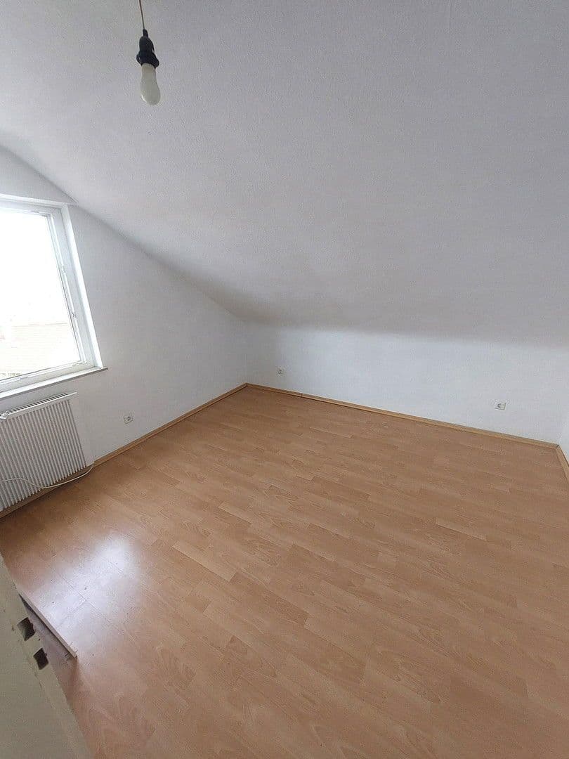 Prodej bytu 3+1 67 m², Ebersbach an der Fils, Bádensko-Württembersko Prodej bytu 3+1 67 m², Ebersbach an der Fils, Bádensko-Württembersko