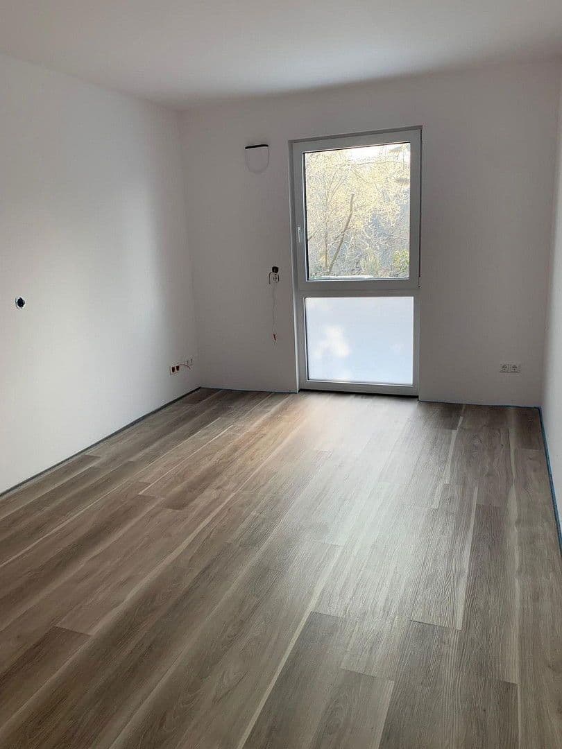 Pronájem bytu 4+1 90 m², Ansbacher Str. 24, Aurach, Bavorsko Pronájem bytu 4+1 90 m², Ansbacher Str. 24, Aurach, Bavorsko