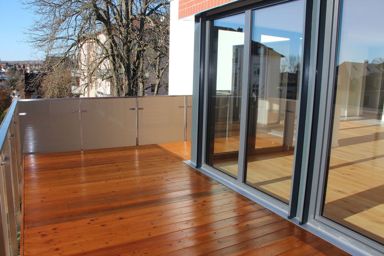 Pronájem bytu 3+1 110 m², Wiesbaden, Hessen Pronájem bytu 3+1 110 m², Wiesbaden, Hessen