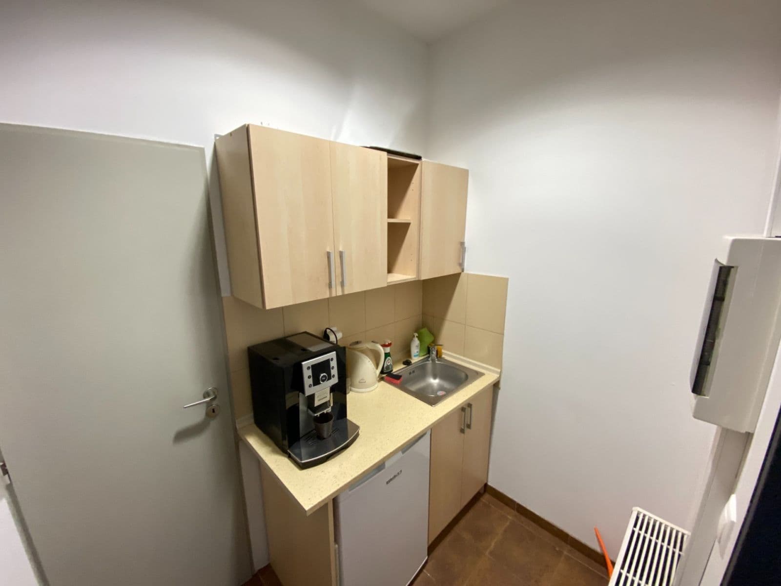 Prodej nebytového prostoru 45 m², V Přístavu, Praha, Praha Prodej nebytového prostoru 45 m², V Přístavu, Praha, Praha