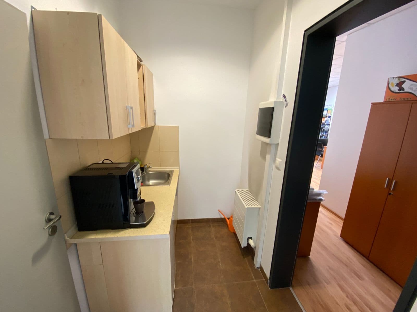 Prodej nebytového prostoru 45 m², V Přístavu, Praha, Praha Prodej nebytového prostoru 45 m², V Přístavu, Praha, Praha