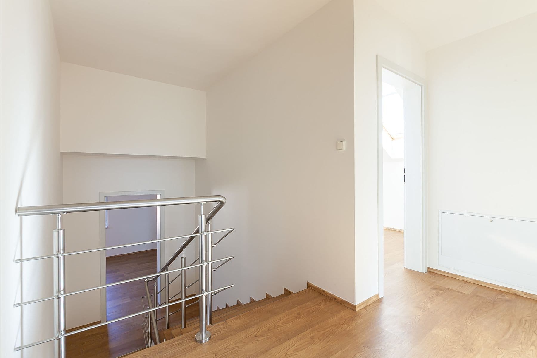 Prodej domu 206 m², pozemek 601 m², U Topolu, Stochov, Středočeský kraj Prodej domu 206 m², pozemek 601 m², U Topolu, Stochov, Středočeský kraj