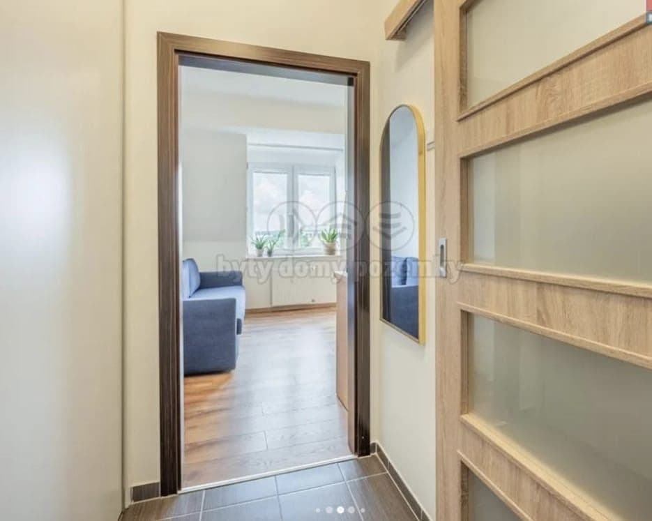 Pronájem bytu Garsoniéra 21 m², Suchdolské náměstí, Praha, Praha Pronájem bytu Garsoniéra 21 m², Suchdolské náměstí, Praha, Praha