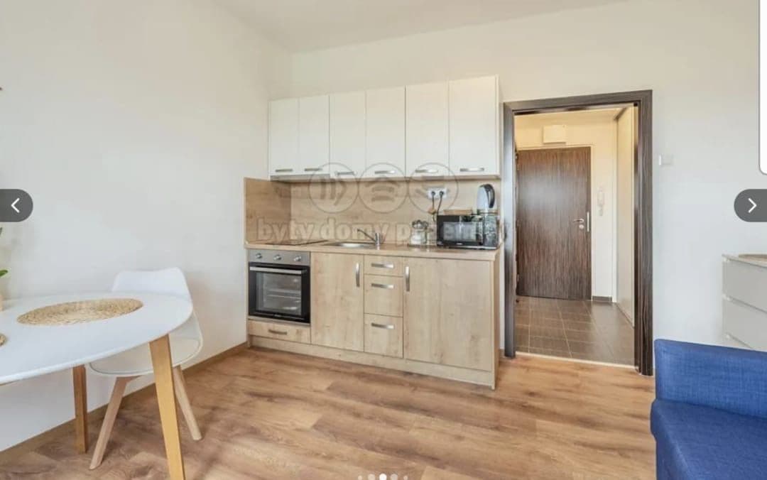 Pronájem bytu Garsoniéra 21 m², Suchdolské náměstí, Praha, Praha Pronájem bytu Garsoniéra 21 m², Suchdolské náměstí, Praha, Praha