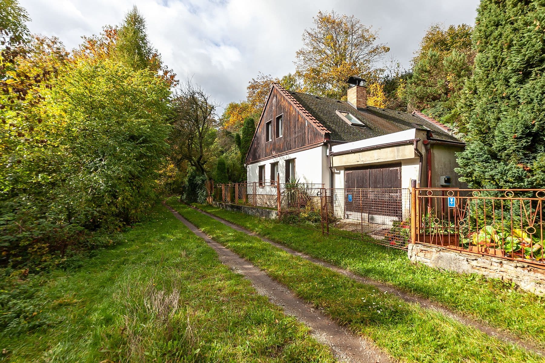 Prodej domu 55 m², pozemek 1.067 m², Mšeno, Středočeský kraj Prodej domu 55 m², pozemek 1.067 m², Mšeno, Středočeský kraj