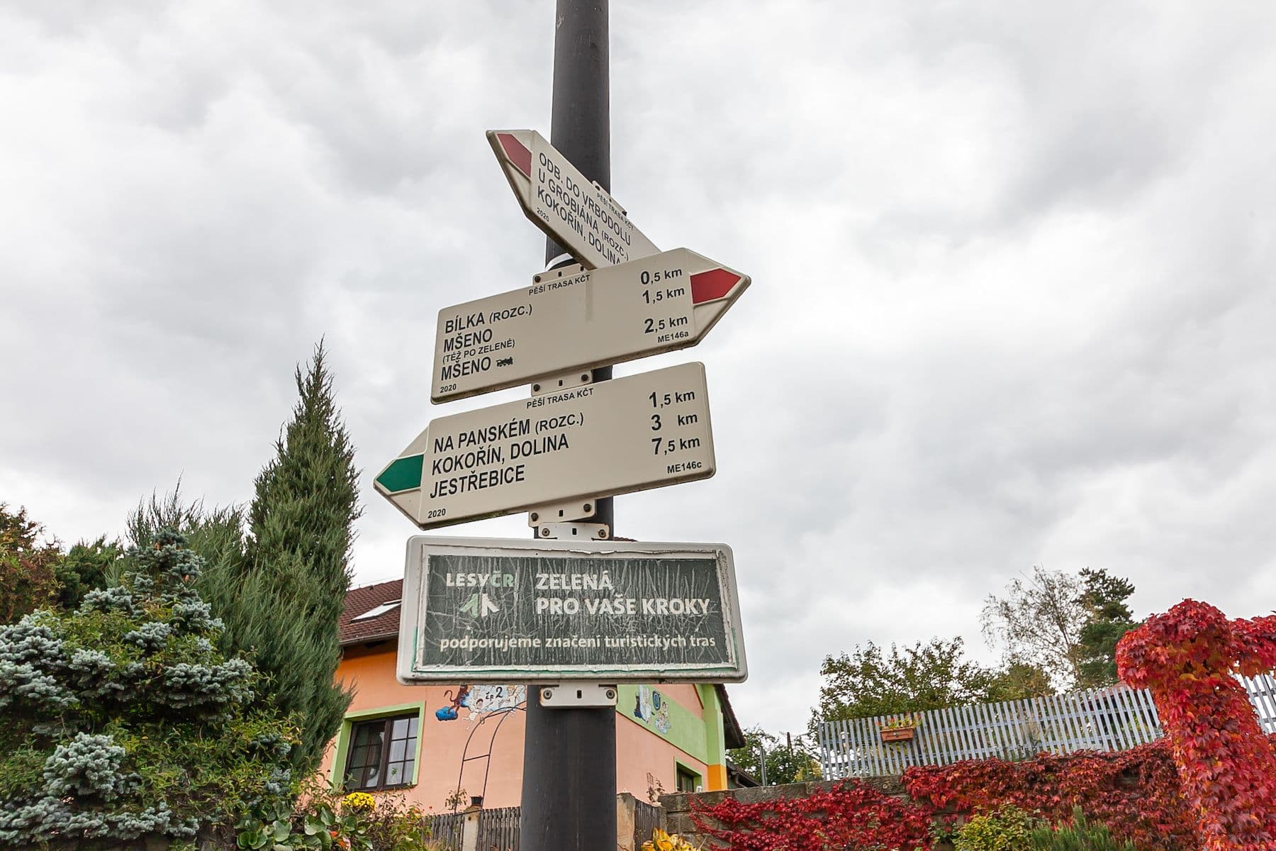 Prodej domu 55 m², pozemek 1.067 m², Mšeno, Středočeský kraj Prodej domu 55 m², pozemek 1.067 m², Mšeno, Středočeský kraj