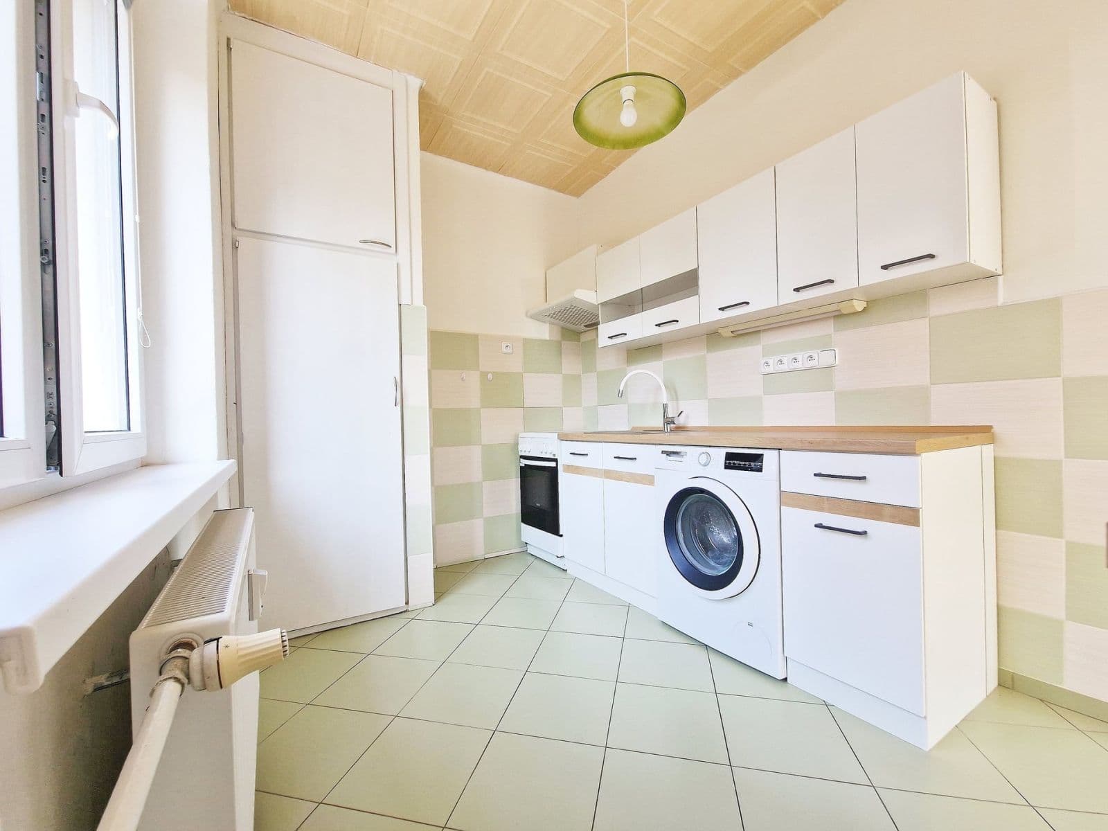 Pronájem bytu 2+1 56 m², Studentská, Mělník, Středočeský kraj Pronájem bytu 2+1 56 m², Studentská, Mělník, Středočeský kraj