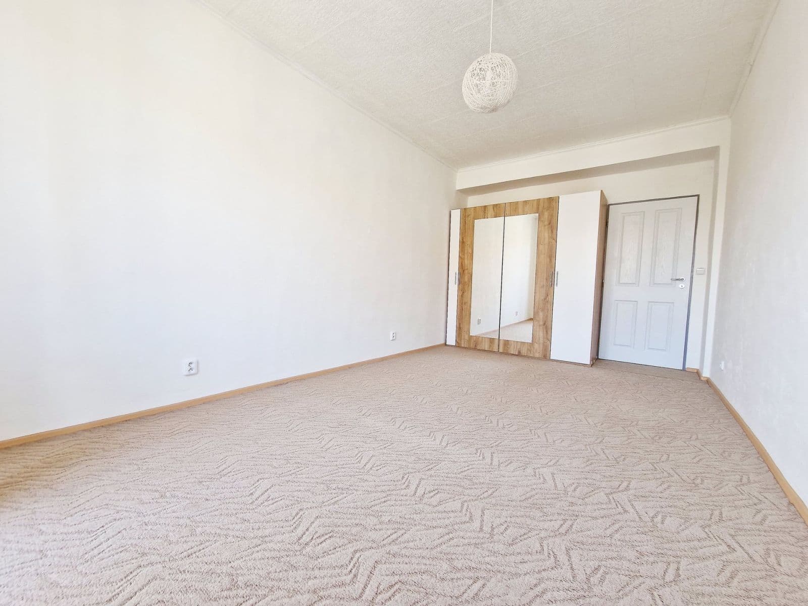 Pronájem bytu 2+1 56 m², Studentská, Mělník, Středočeský kraj Pronájem bytu 2+1 56 m², Studentská, Mělník, Středočeský kraj