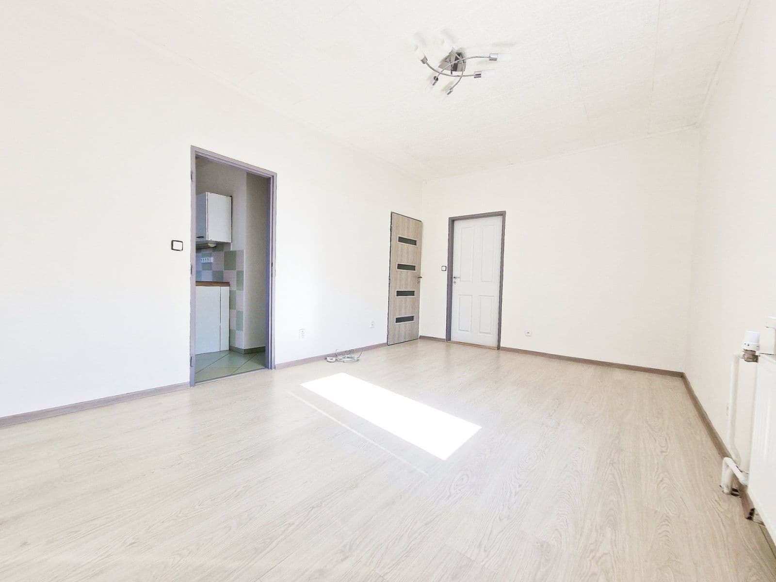 Pronájem bytu 2+1 56 m², Studentská, Mělník, Středočeský kraj Pronájem bytu 2+1 56 m², Studentská, Mělník, Středočeský kraj