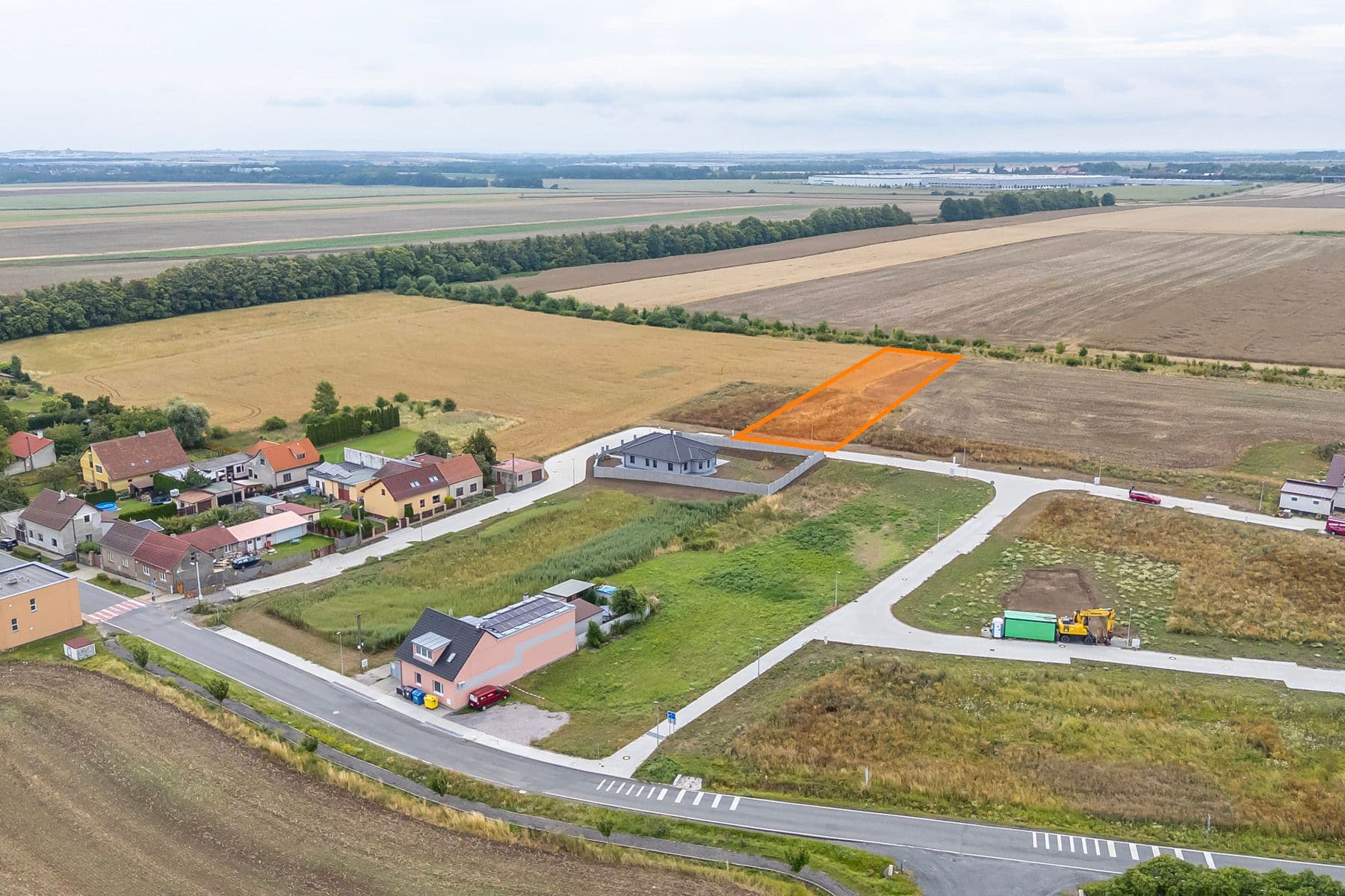 Prodej pozemku 2.145 m², Doľany, Bratislavský kraj Prodej pozemku 2.145 m², Doľany, Bratislavský kraj