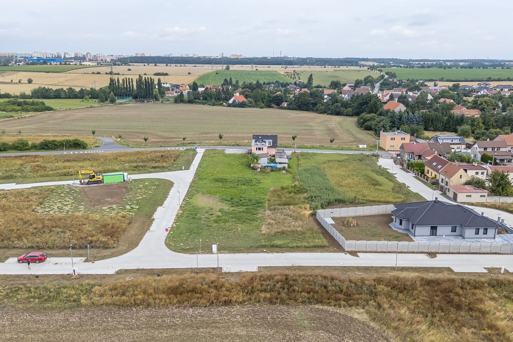 Prodej pozemku 2.145 m², Doľany, Bratislavský kraj Prodej pozemku 2.145 m², Doľany, Bratislavský kraj