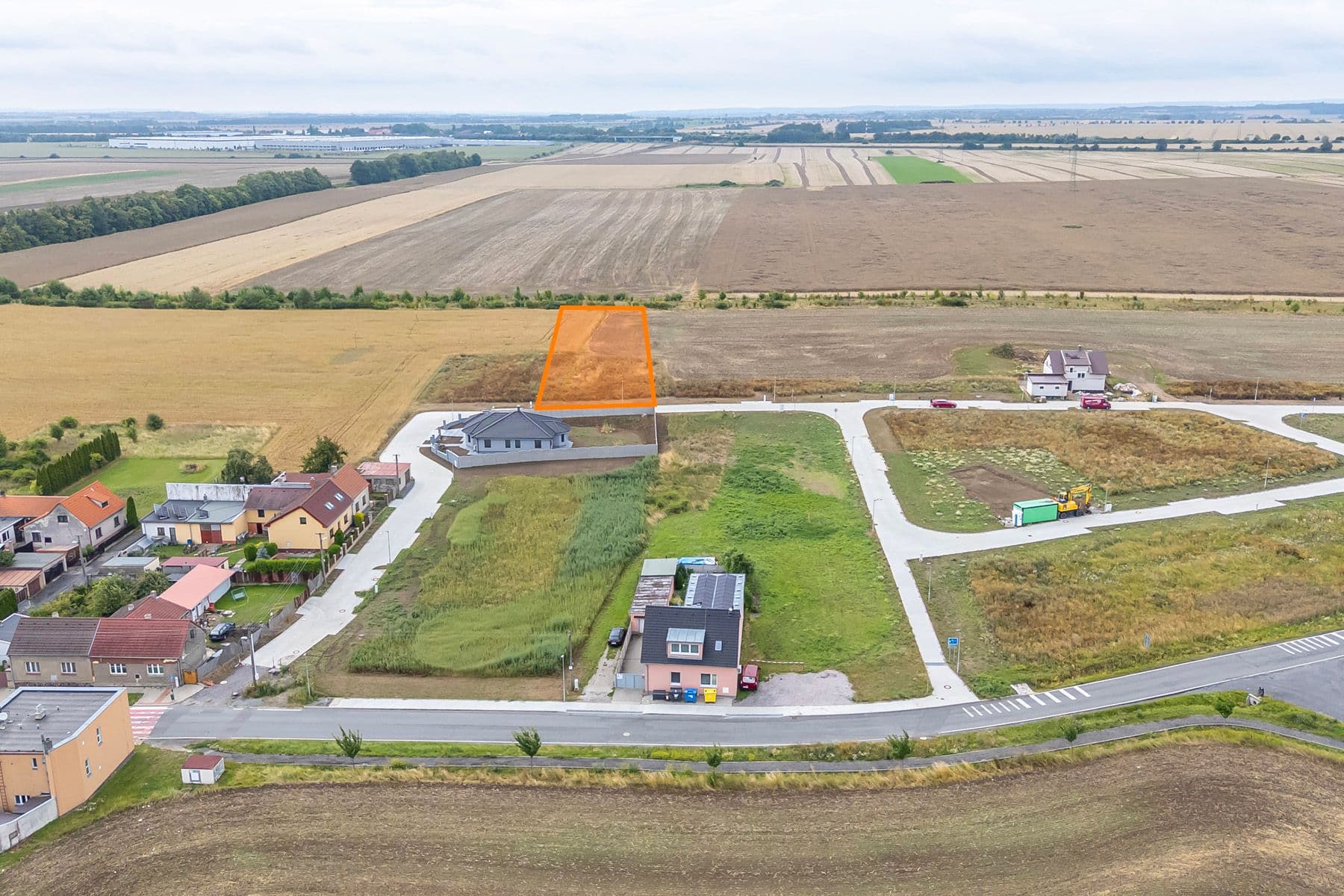 Prodej pozemku 2.145 m², Doľany, Bratislavský kraj Prodej pozemku 2.145 m², Doľany, Bratislavský kraj