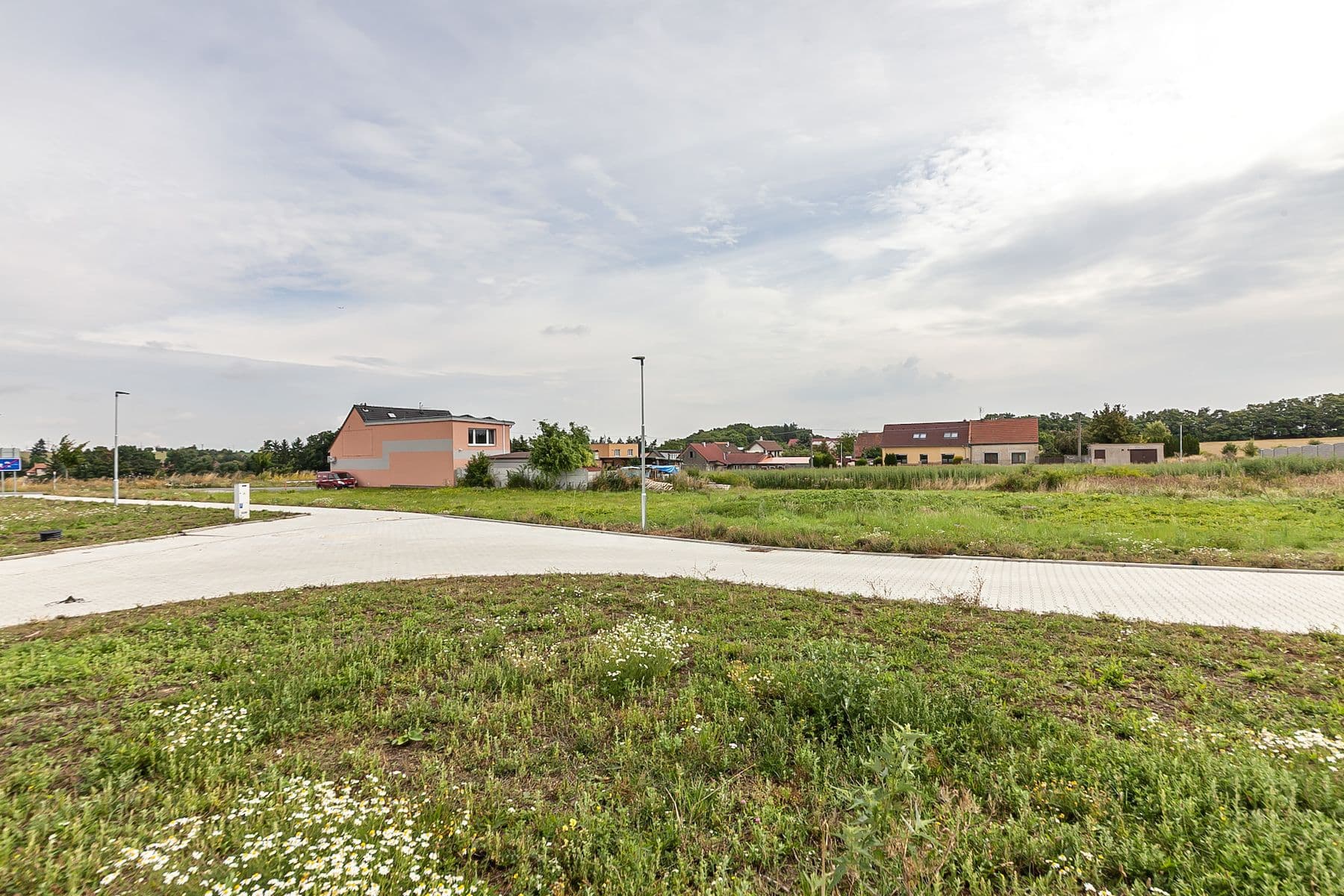 Prodej pozemku 2.145 m², Doľany, Bratislavský kraj Prodej pozemku 2.145 m², Doľany, Bratislavský kraj